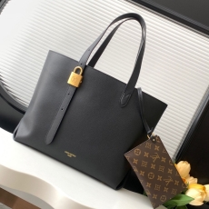 LV Shopping Bags